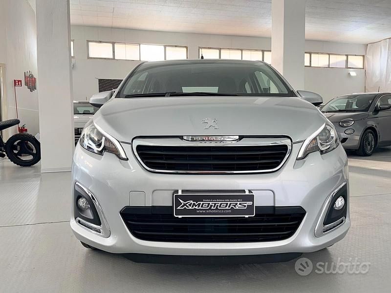 Usata Peugeot 108 Allure 72 CV (52 kW) 2021 Grigio Utilitaria