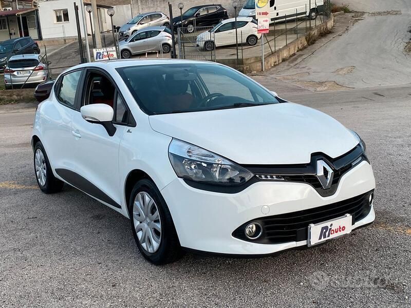 Usata Renault Clio IV 75 CV (55 kW) 2015 Utilitaria