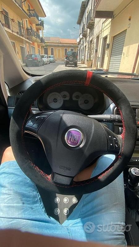 Usata Fiat Grande Punto 90 CV (66 kW) 2009 Nero Utilitaria