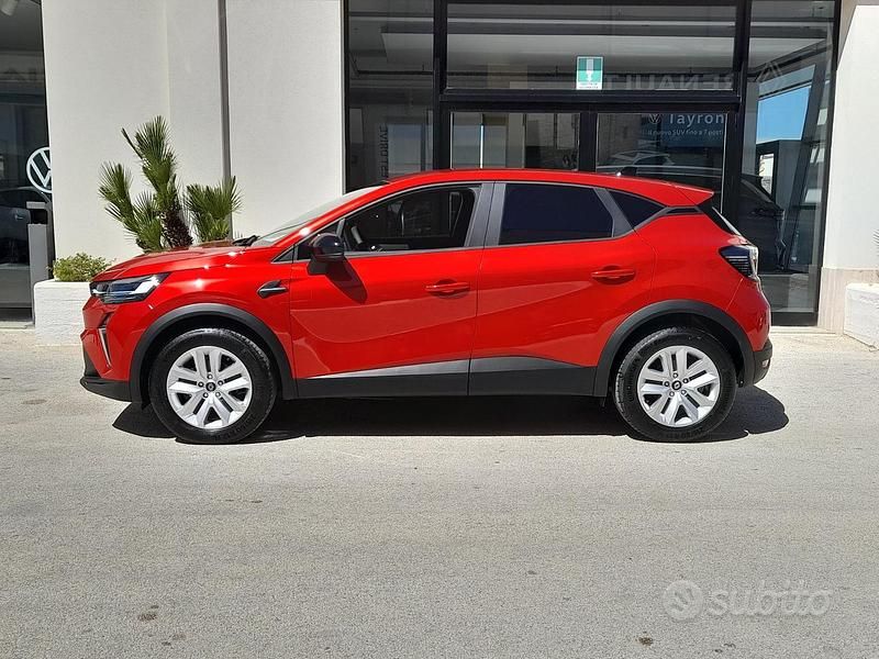 Usata Renault Captur Evolution 100 CV (73 kW) 2025 Rosso SUV