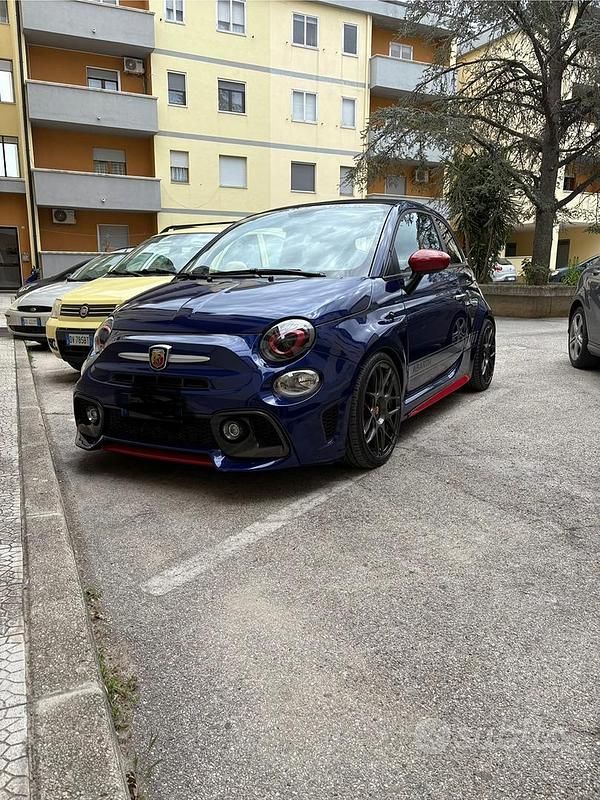 Usata Abarth 595C 145 CV (106 kW) 2017 Blu Cabrio