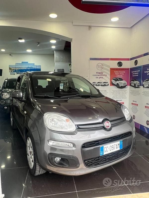 Usata Fiat Panda Lounge 69 CV (50 kW) 2019 Grigio Utilitaria