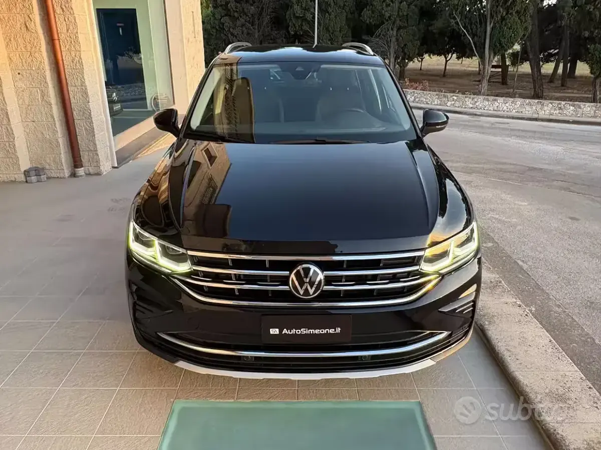 Usata VW Tiguan Elegance 150 CV (110 kW) 2023 Nero SUV