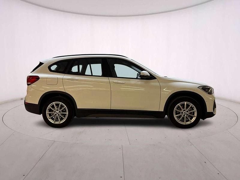 Usata BMW X1 Advantage 150 CV (110 kW) 2022 Alpin white SUV