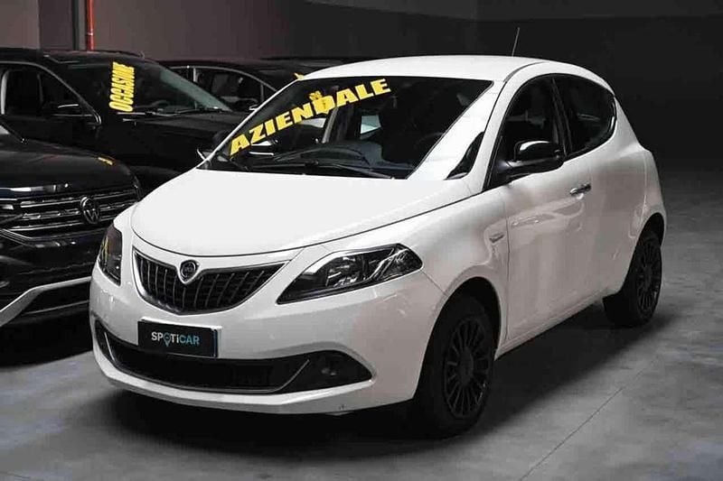 Bianco Usata 2022 Lancia Ypsilon Silver Due volumi | 9900 € (Ottimo prezzo) - Immagine 1/4