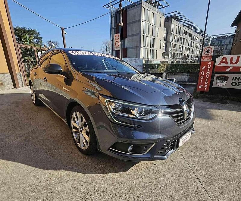 Usata Renault Mégane IV Intens 110 CV (80 kW) 2017 Grigio scuro Berlina