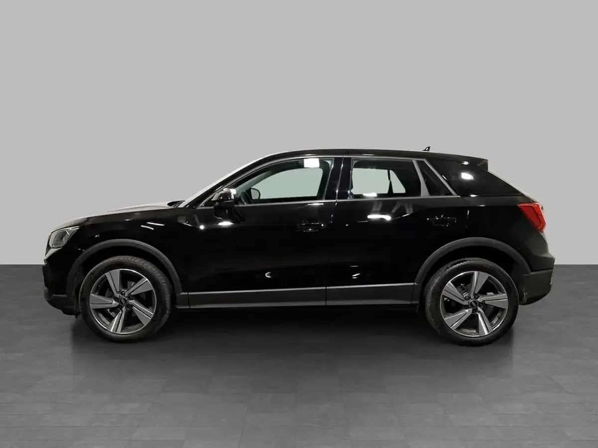 Usata Audi Q2 Business 116 CV (85 kW) 2022 A2 nero brillante SUV