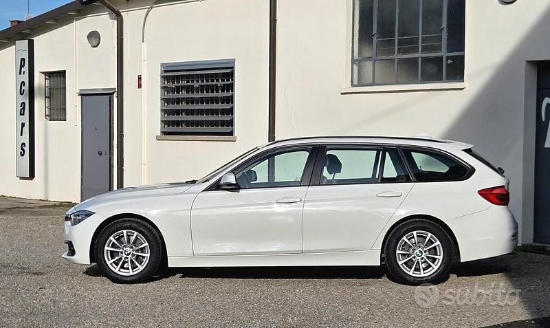 Usata BMW 320 Advantage 190 CV (139 kW) 2019 Bianco Station wagon