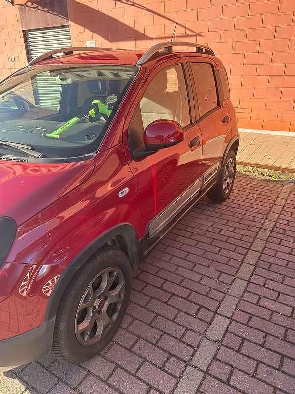 Usata Fiat Panda Cross Cross 80 CV (58 kW) 2015 Rosso Utilitaria