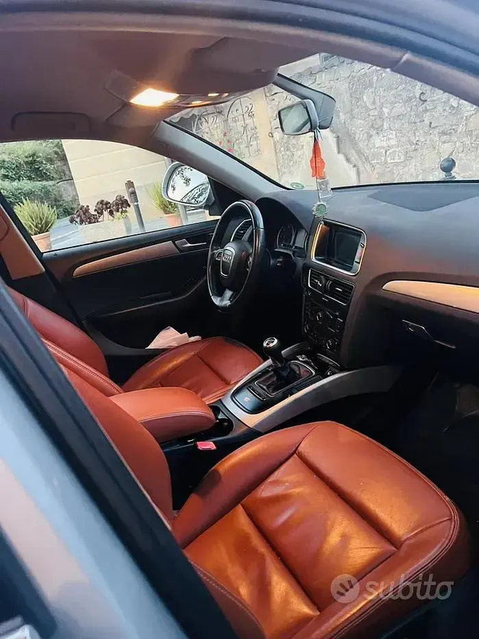 Usata Audi Q5 170 CV (125 kW) 2009 Grigio SUV