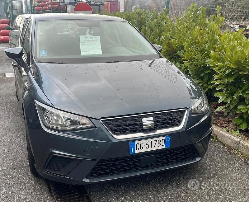 Usata Seat Ibiza Style 90 CV (66 kW) 2019 Grigio Berlina