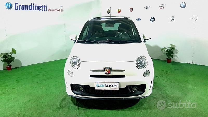 Usata Abarth 500 Custom 135 CV (99 kW) 2012 Bianco Utilitaria