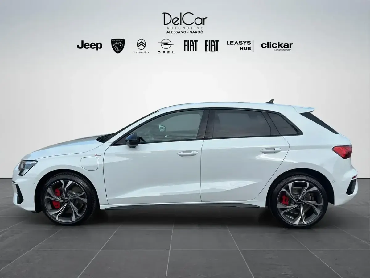 Usata Audi A3 S-Line 149 CV (109 kW) 2024 Bianco Berlina