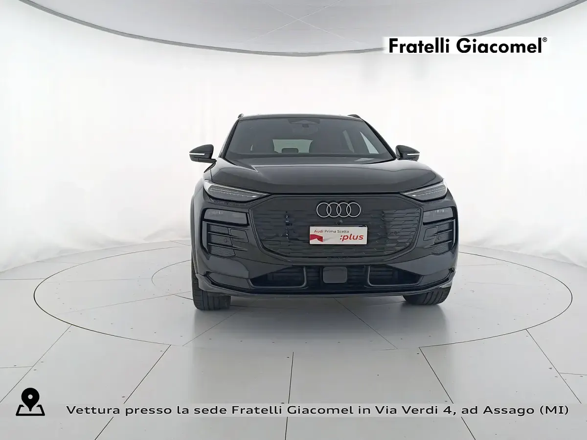 Usata Audi Q6 e-tron Advanced Plus 239 kW (326 CV) 2025 Nero mito metallizzato SUV