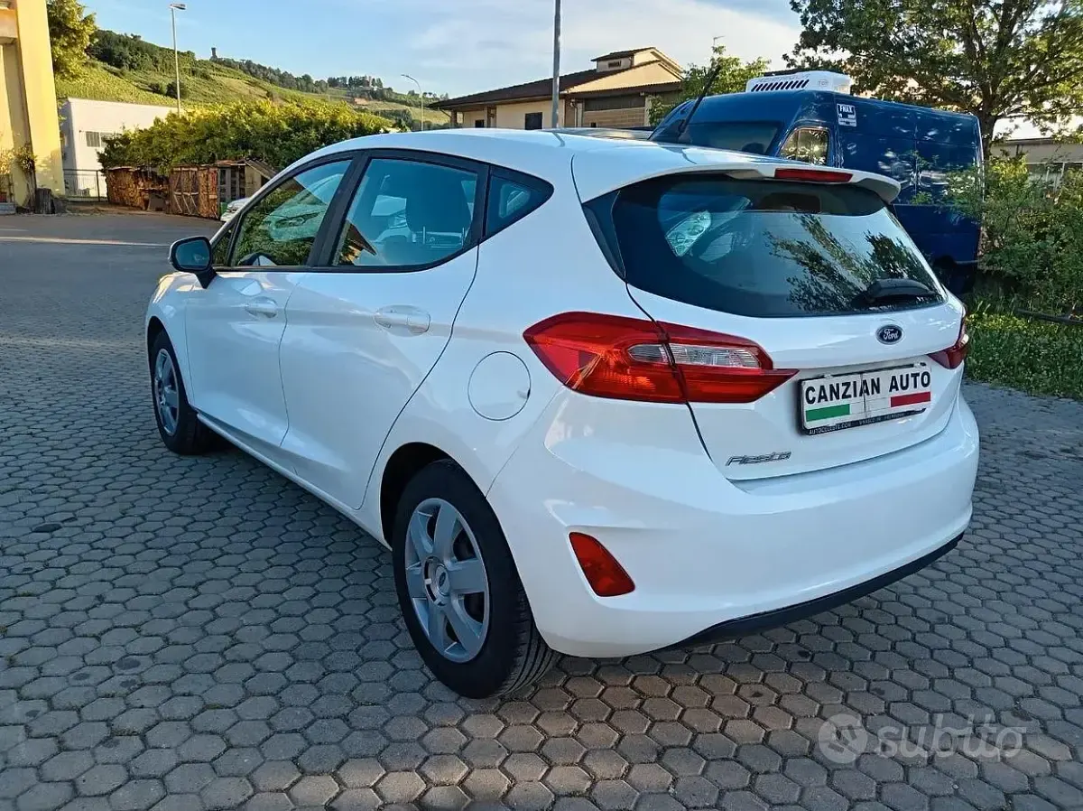 Usata Ford Fiesta S 75 CV (55 kW) 2020 Bianco Utilitaria