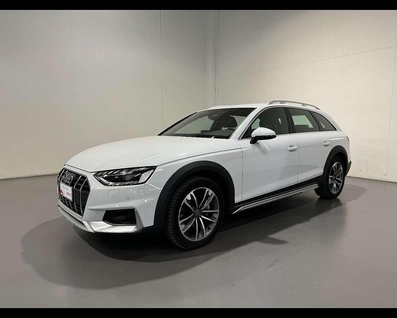 Bianco ghiaccio metallizzato Usata 2020 Audi A4 Allroad Ambiente Station wagon | 30.900 € (Buon prezzo) - Immagine 1/4