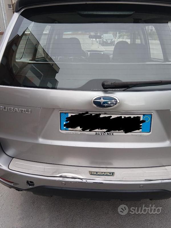 Usata Subaru Forester 2009 Grigio SUV
