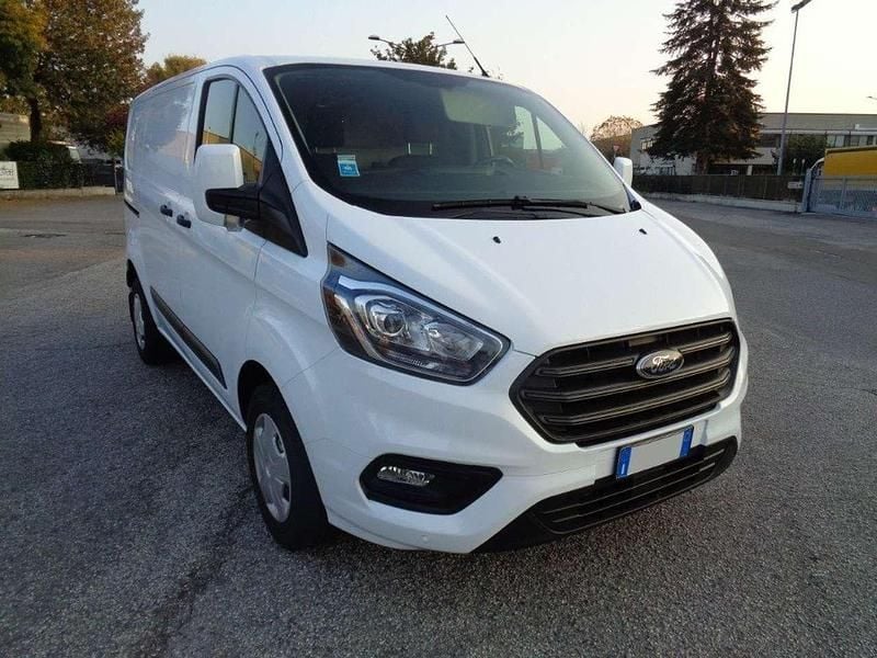 Usata Ford Transit Custom Trend 131 CV (96 kW) 2023 Bianco pastello Furgone