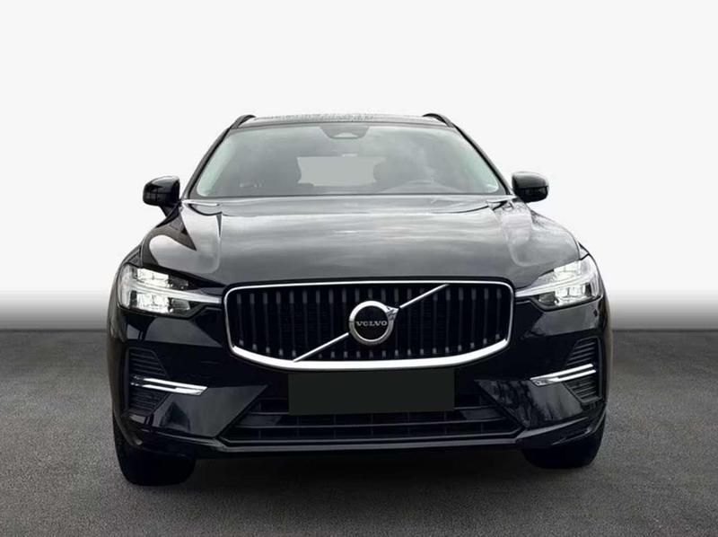 Usado Volvo XC60 Core 197 HP (144 kW) 2022 Preto SUV