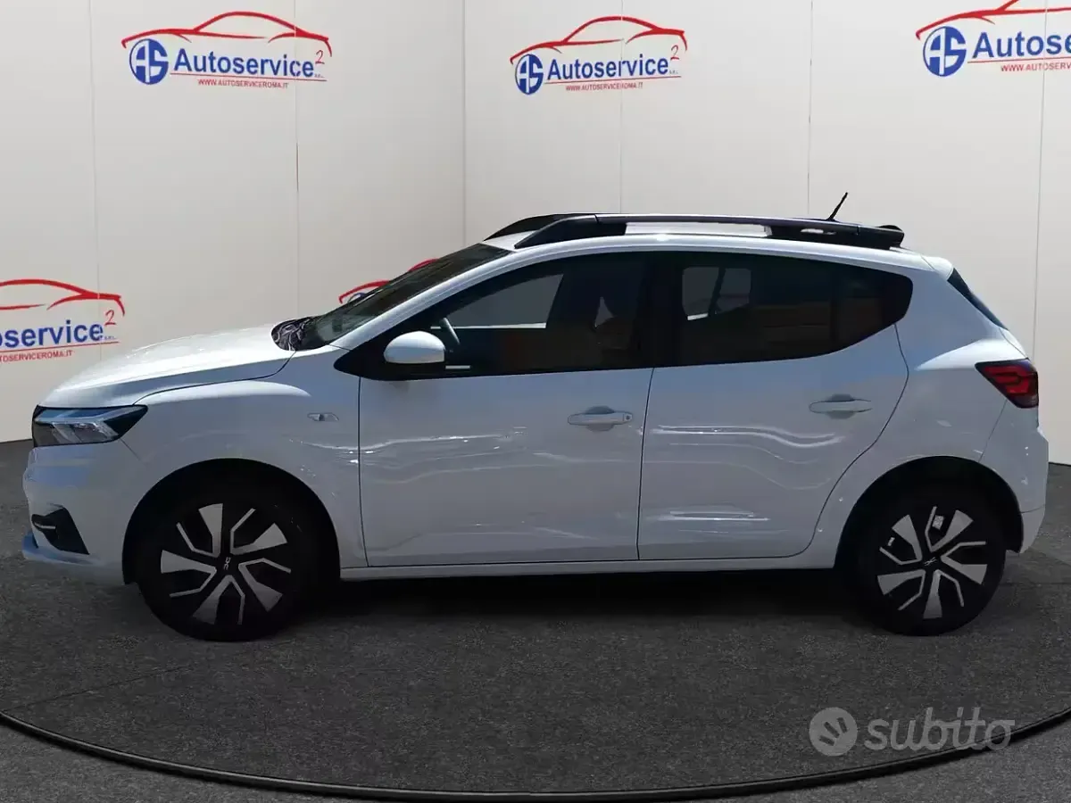 Usata Dacia Sandero Journey 101 CV (74 kW) 2024 Bianco Berlina