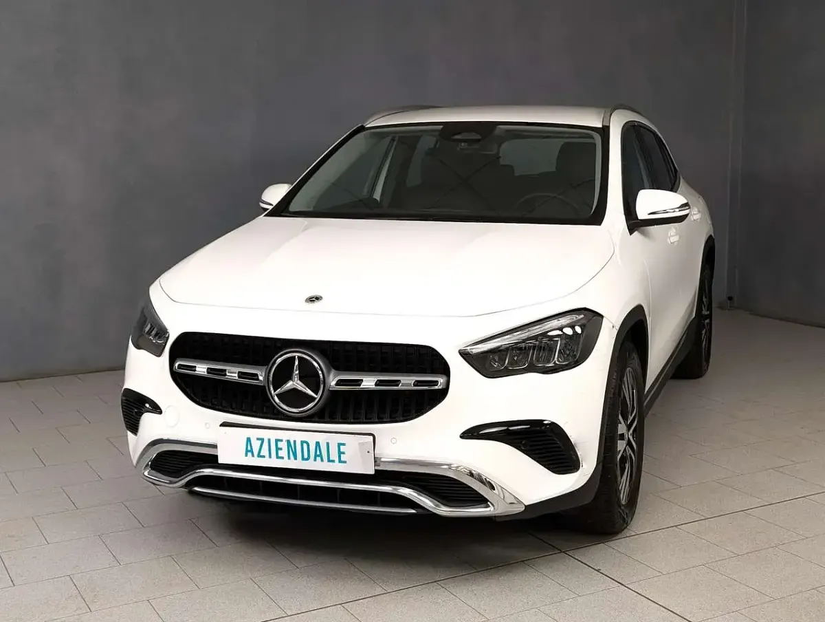 Usata Mercedes GLA180 Advanced 185 CV (136 kW) 2024 SUV