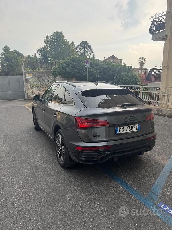Usata Audi Q5 Sportback S-line plus 204 CV (150 kW) 2023 Grigio SUV