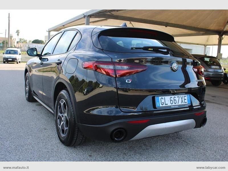 Usata Alfa Romeo Stelvio 190 CV (139 kW) 2022 Nero SUV