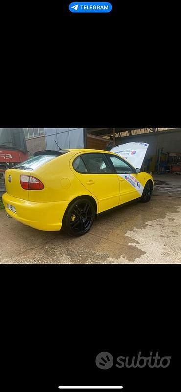 Usata Seat Leon 100 CV (73 kW) 2005 Utilitaria