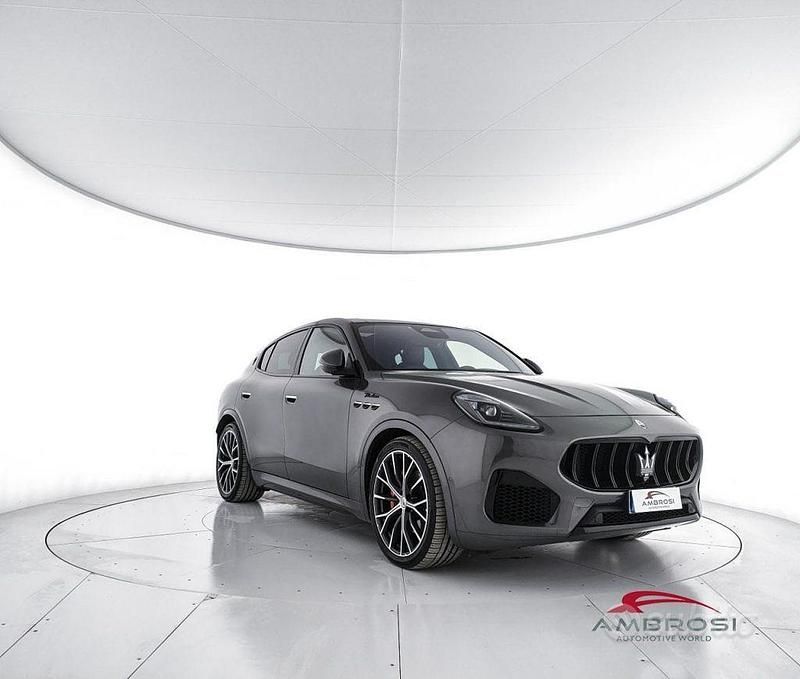 Usata Maserati Grecale 330 CV (242 kW) 2022 Grigio SUV