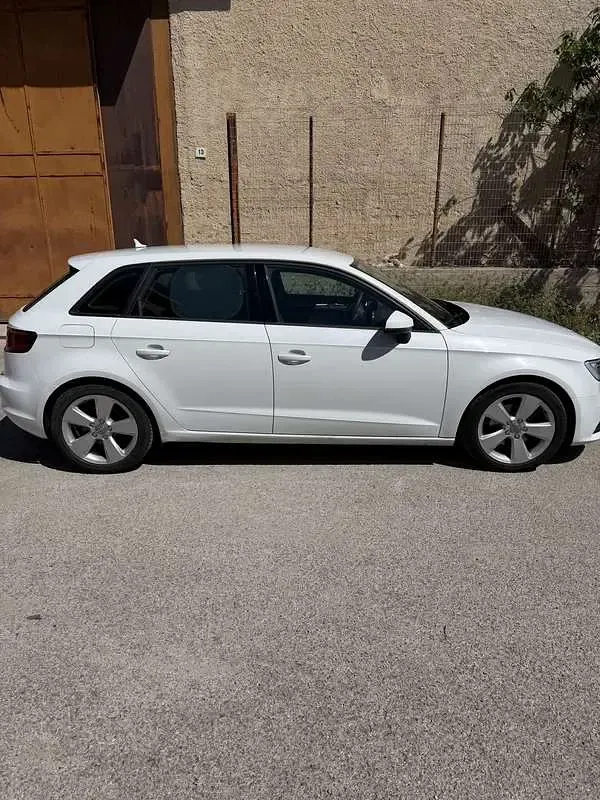 Usata Audi A3 Ambition 110 CV (80 kW) 2016 Bianco Berlina