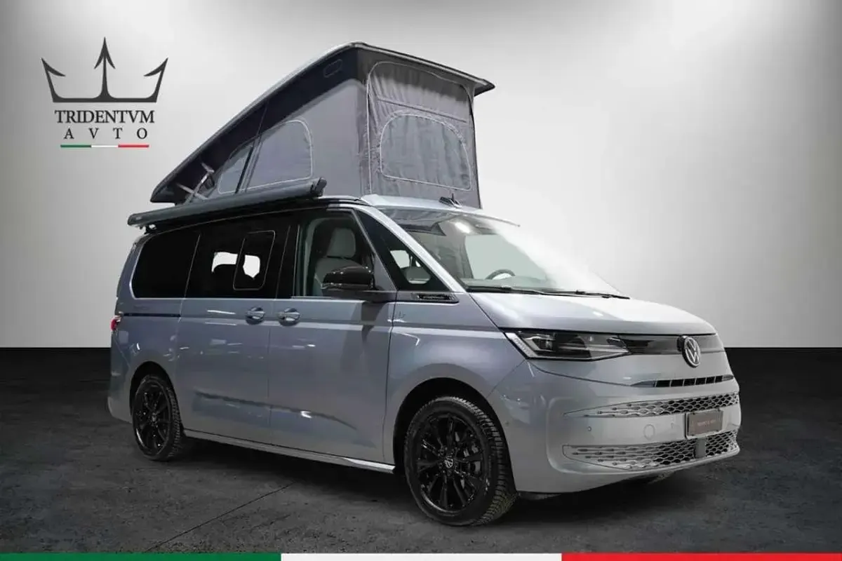 Nuova VW California Beach 150 CV (110 kW) 2026 Argento Furgone