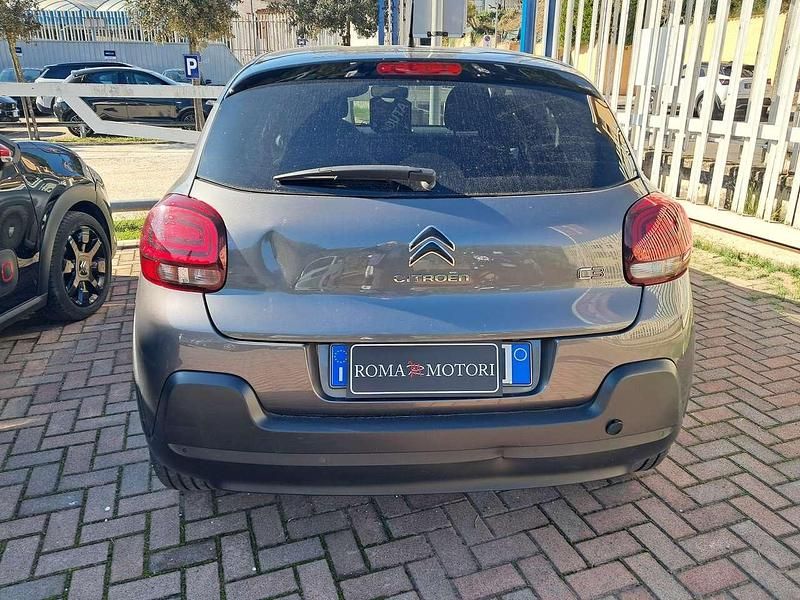 Usata Citroën C3 Shine 102 CV (75 kW) 2023 Argento Utilitaria