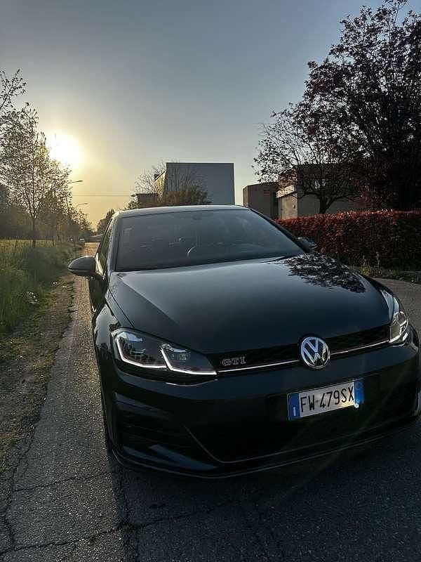 Usata VW Golf VII GTI 245 CV (180 kW) 2019 Berlina