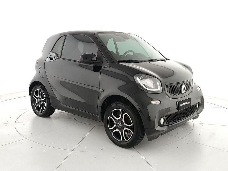 Usata Smart ForTwo Coupé Prime 71 CV (52 kW) 2016 Nero Utilitaria