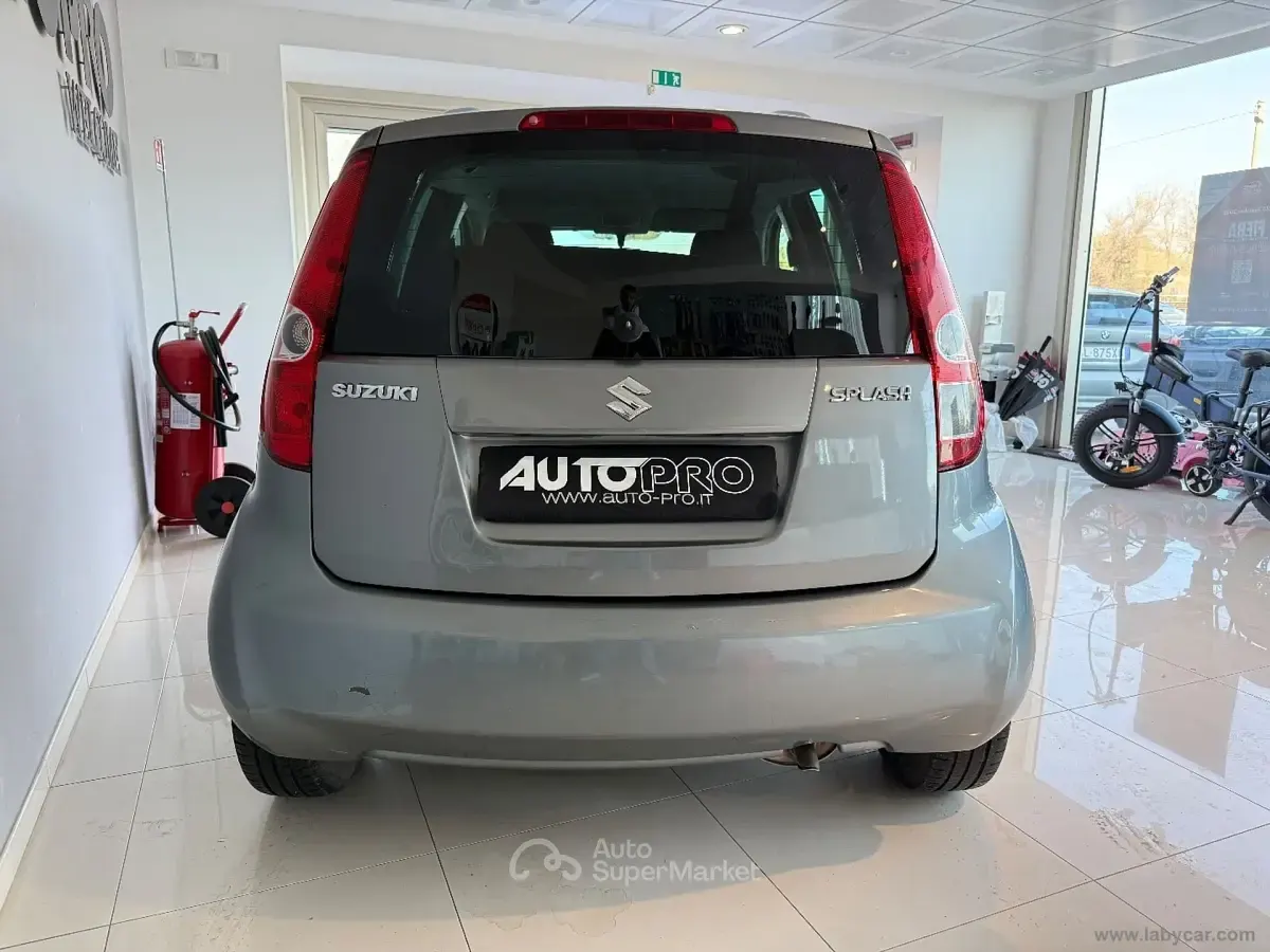 Usata Suzuki Splash 65 CV (47 kW) 2009 Grigio Utilitaria
