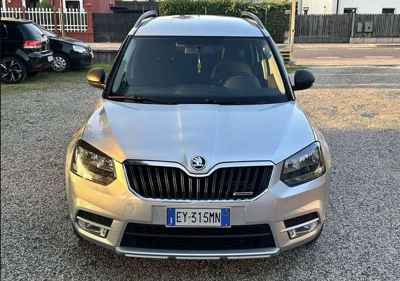 Usata Skoda Yeti GreenLine 105 CV (77 kW) 2015 Argento SUV