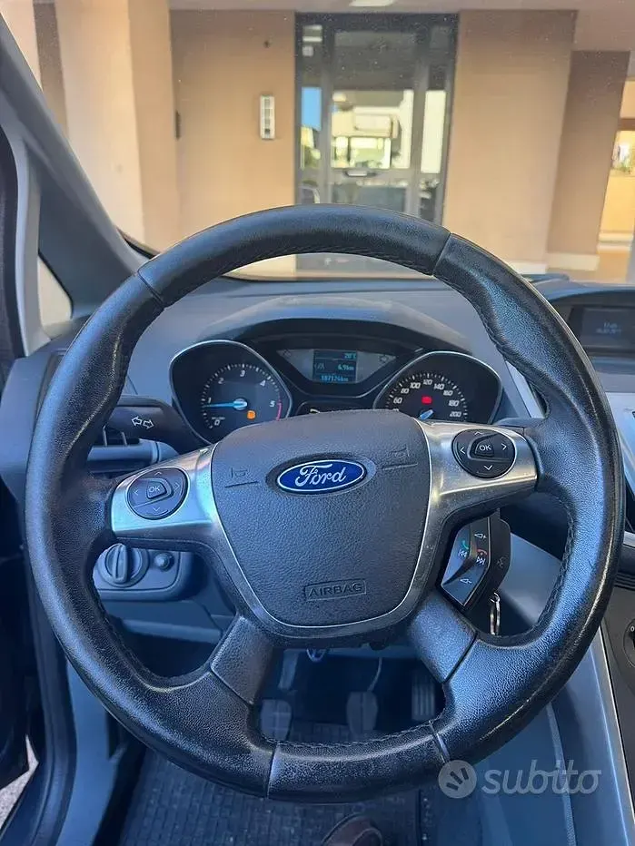 Usata Ford C-MAX 115 CV (84 kW) 2011 Monovolume