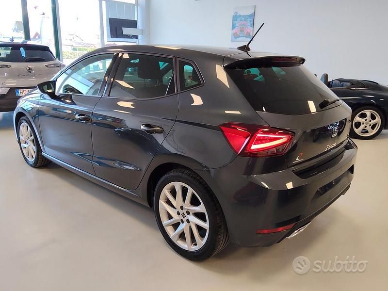 Usata Seat Ibiza FR 95 CV (69 kW) 2025 Grigio Utilitaria