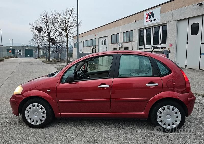 Usata Citroën C3 Exclusive 90 CV (66 kW) 2004 Rosso Berlina