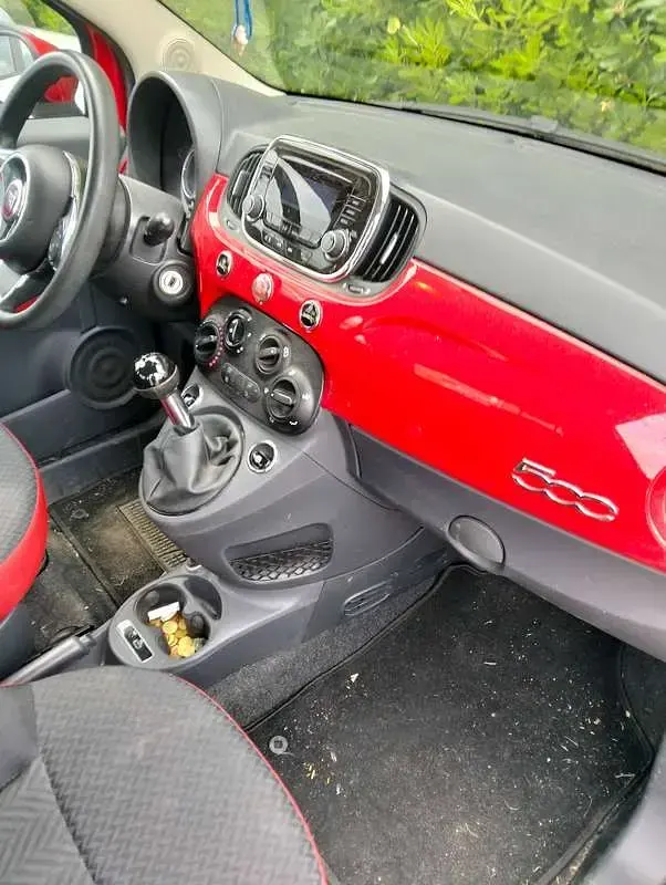 Usado Fiat 500 Lounge 95 CV (69 kW) 2017 Rojo Utilitario