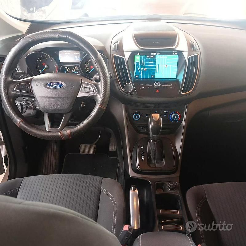 Usata Ford C-MAX 120 CV (88 kW) 2017 Bianco Monovolume