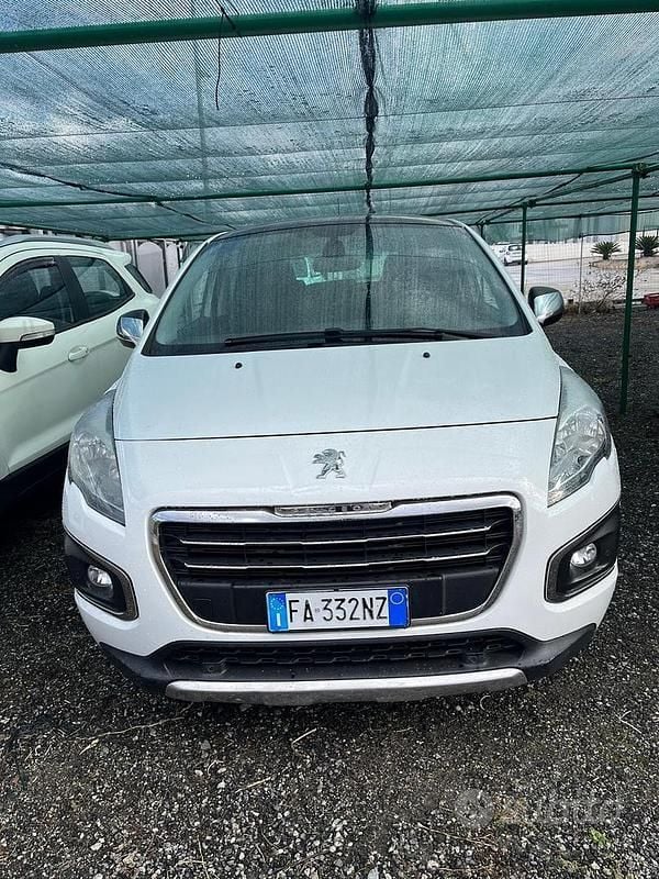 Usata Peugeot 3008 120 CV (88 kW) 2015 Bianco Station wagon