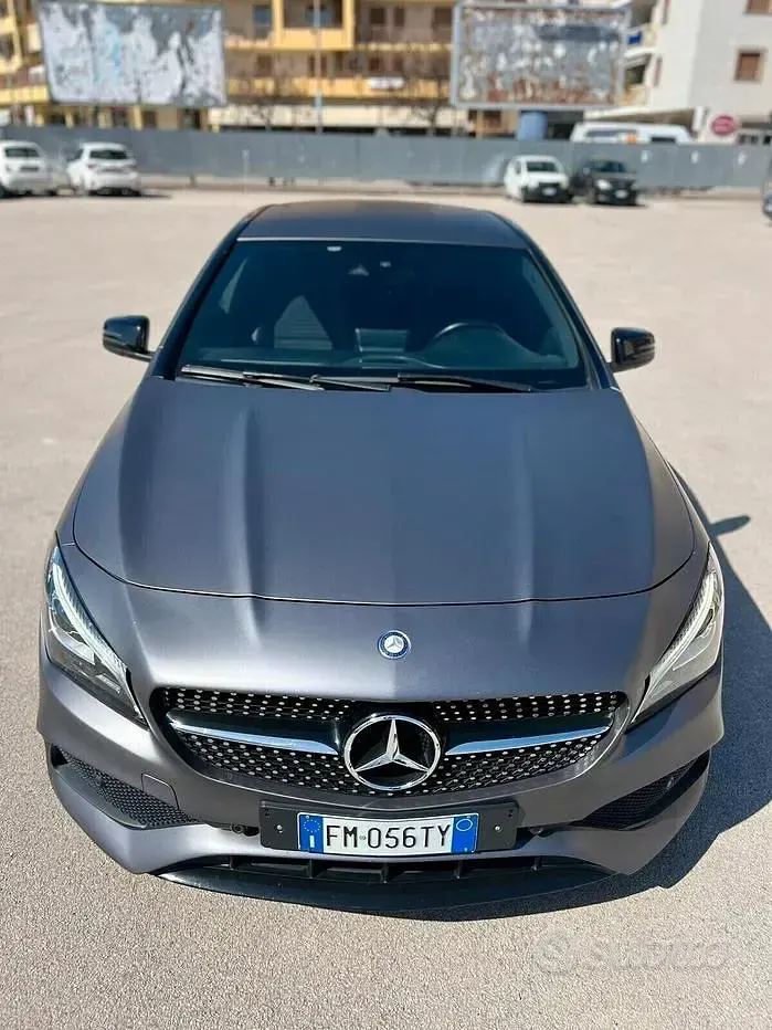 Usata Mercedes CLA220 Premium 177 CV (130 kW) 2018 Grigio Coupé