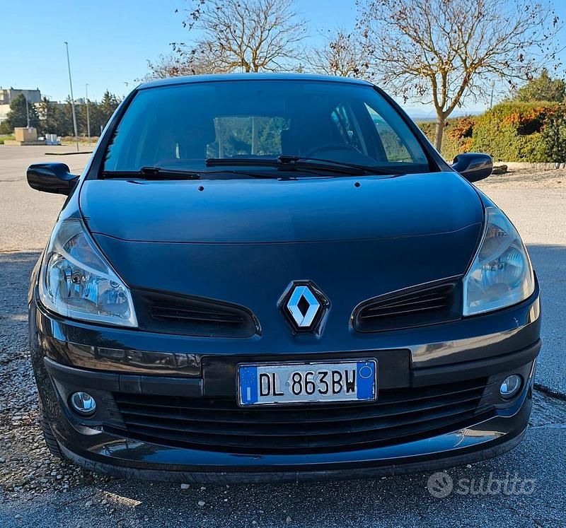 Usata Renault Clio II Rip Curl 2008 Grigio Berlina
