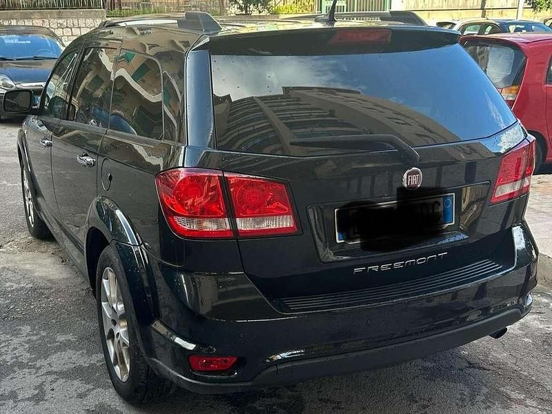 Gebraucht Fiat Freemont 170 PS (125 kW) 2013 Schwarz SUV