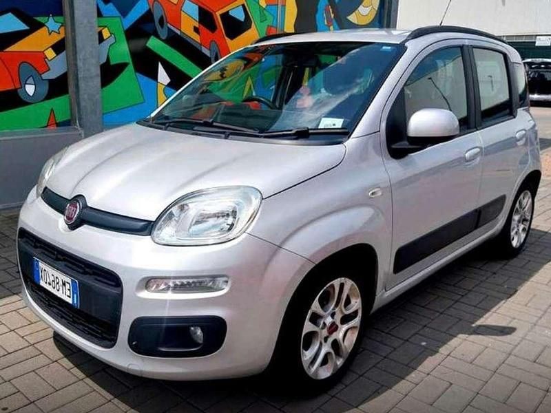 Argento Usata 2012 Fiat Panda Lounge Due volumi | 8500 € (Molto cara) - Immagine 1/4