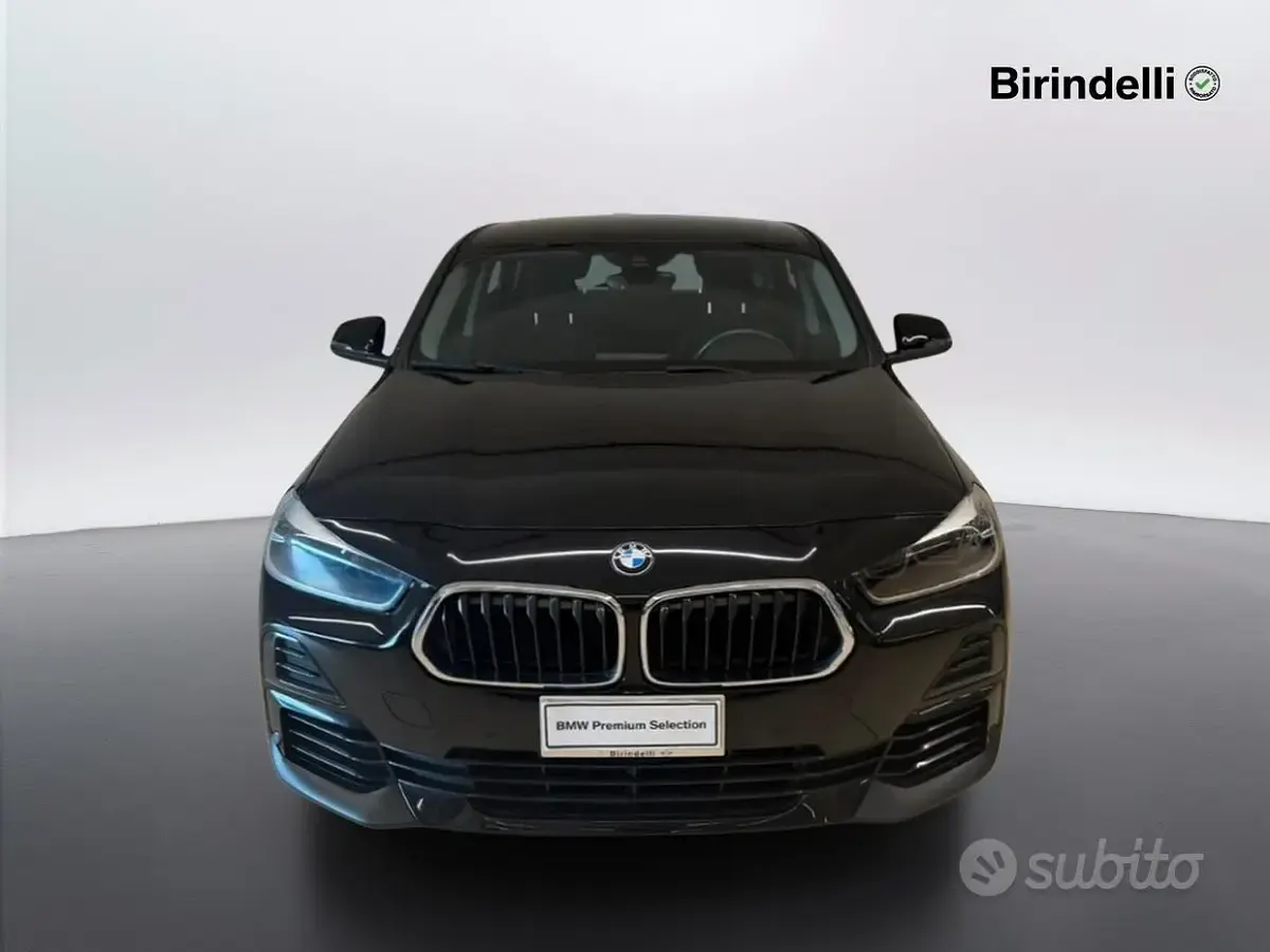 Usata BMW X2 Performance 116 CV (85 kW) 2022 Schwarz pastello SUV