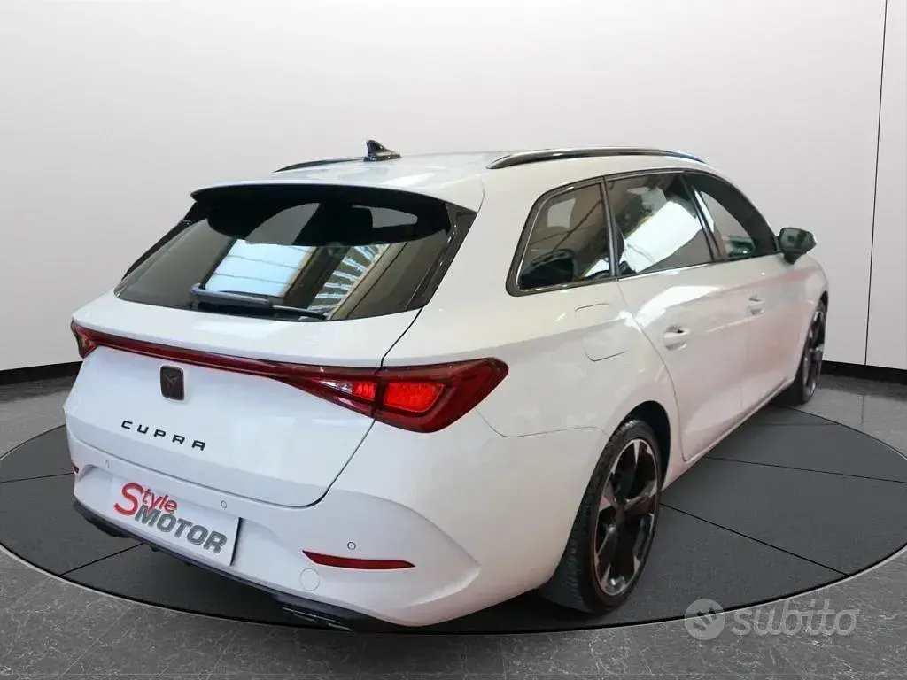 Usata Cupra Leon 150 CV (110 kW) 2024 Bianco Station wagon