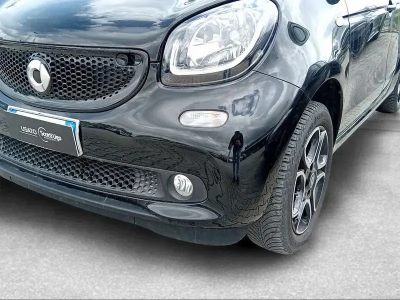 Usata Smart ForFour Passion 90 CV (66 kW) 2019 Nero Utilitaria