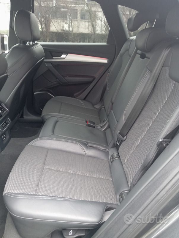 Usata Audi Q5 S-line plus 190 CV (139 kW) 2019 Grigio SUV